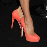 th_79777_celebrity_paradise.com_Eva_Longoria_Pirate_62_122_512lo.jpg
